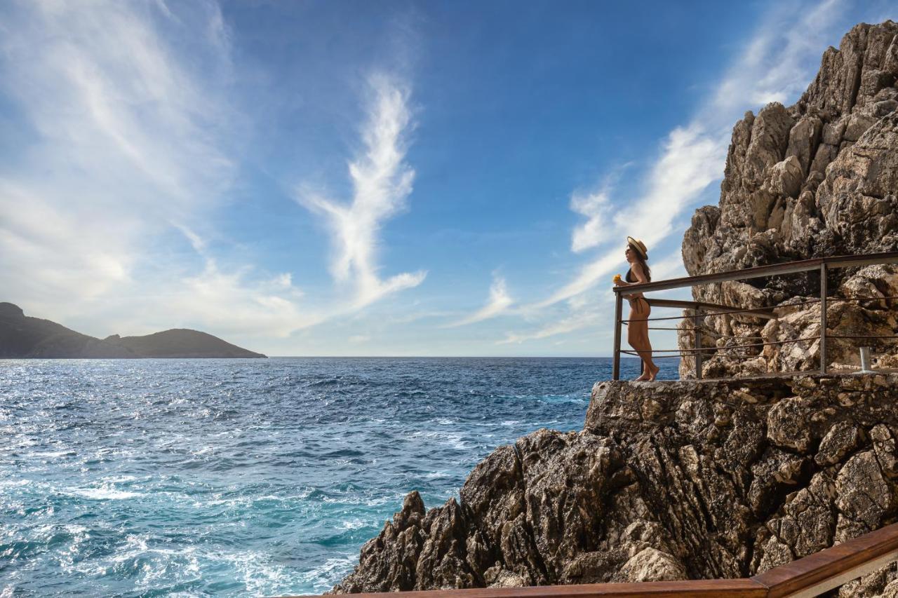 Akrotiri Beach Resort Hotel - Adult Friendly Paleokastritsa Luaran gambar View of the sea from the coast of the island of Brač