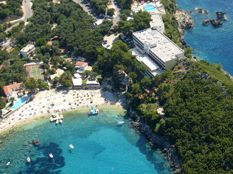 Akrotiri Beach Resort Hotel - Adult Friendly Paleokastritsa Luaran gambar Aerial view of the resort